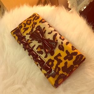 RR Cheetah Bow Wallet 🔥